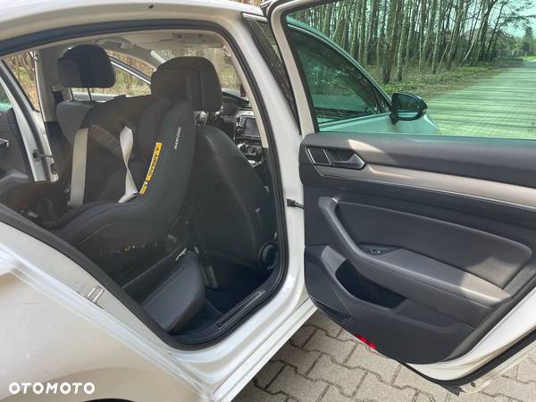 Volkswagen Passat 2.0 TDI BMT Highline DSG - 14