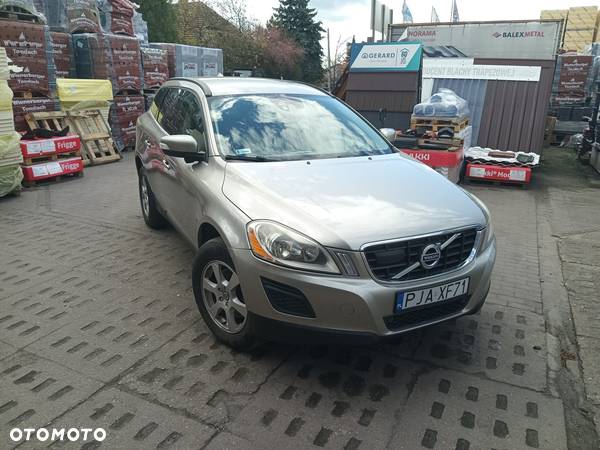 Volvo XC 60 D3 Momentum - 15