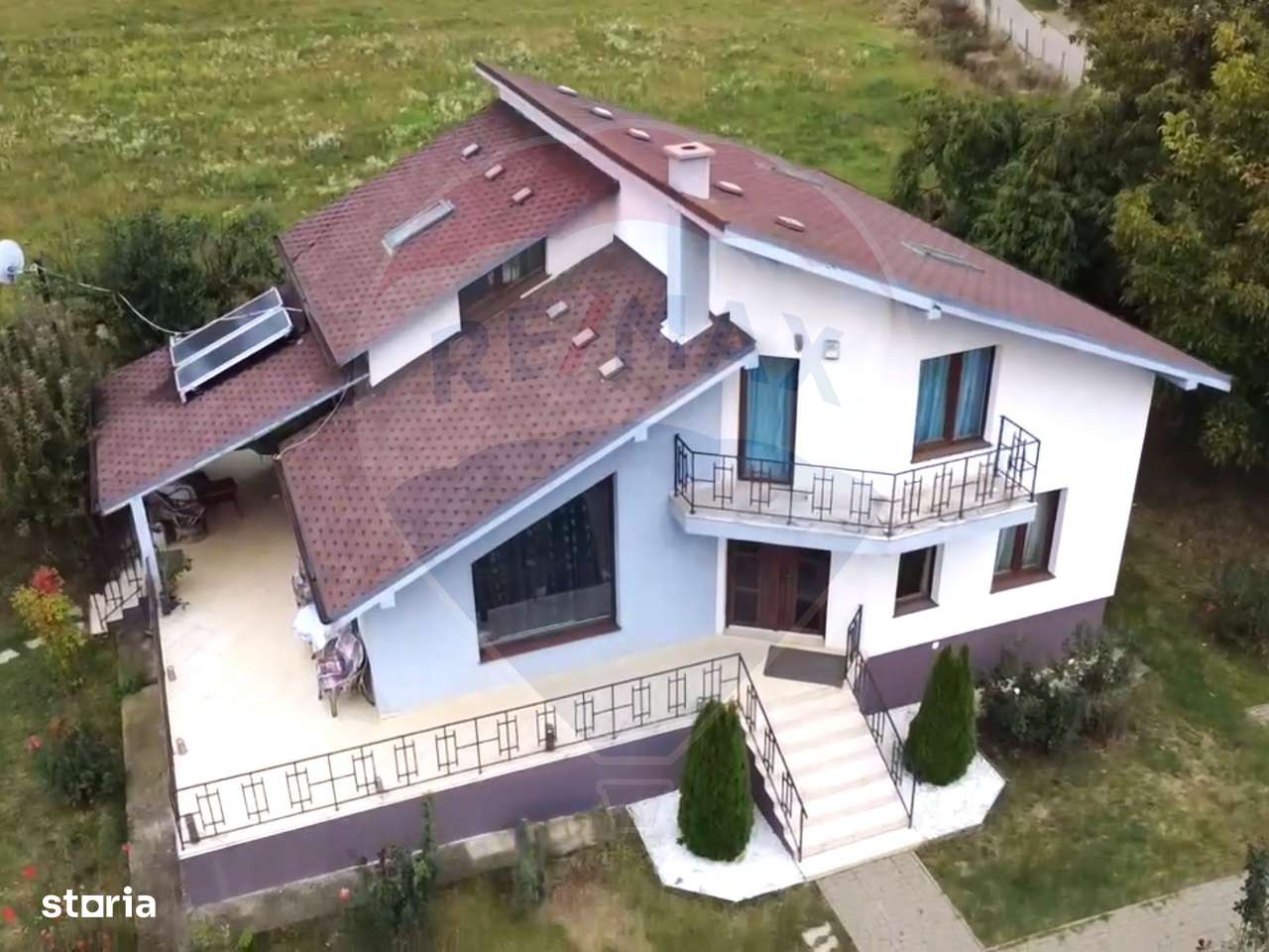 Casa de vanzare in Hemeius - Imagine principală: 3/11