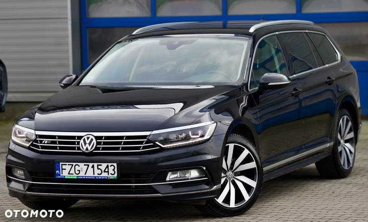 Volkswagen Passat - 1