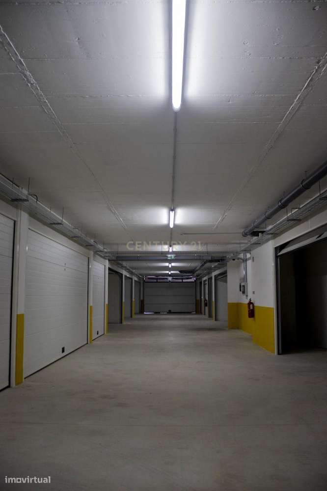 T3 novo em Braga, onde conforto, elegância e qualidade de vida se enco-24