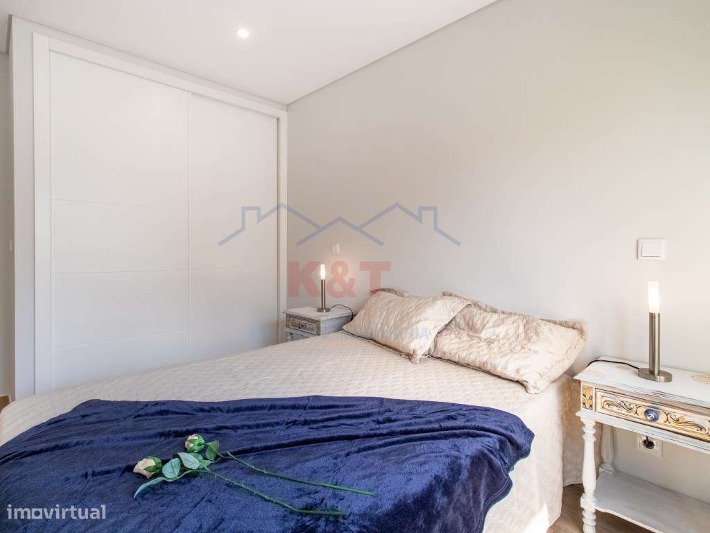 T2 na Praia da Rocha totalmente Remodelado-15