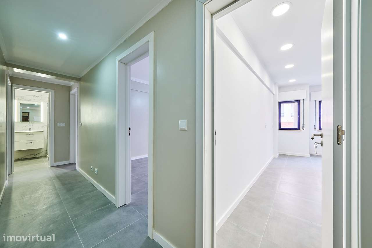 T2 Totalmente Remodelado em Corroios - Grande imagem: 3/22