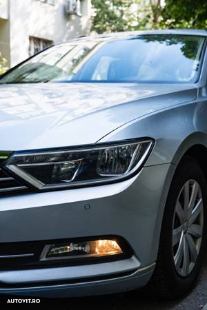 Volkswagen Passat - 2