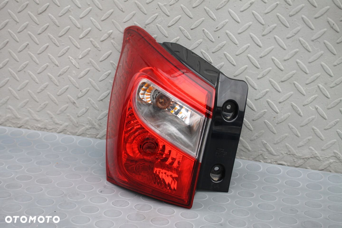 LAMPA LEWY TYŁ LEWA TYLNA SUZUKI SX4 S-CROSS 13-16 - 2