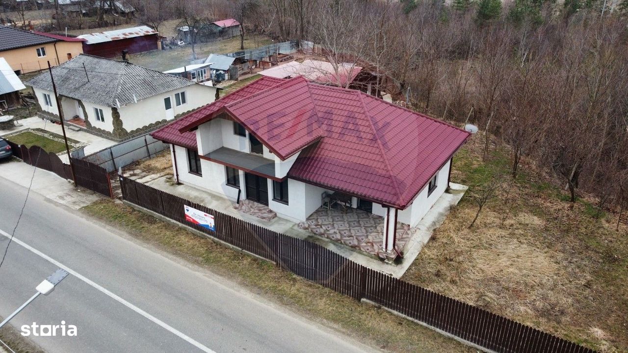 Casa la munte de vanzare loc. Prahuda , Vrancea