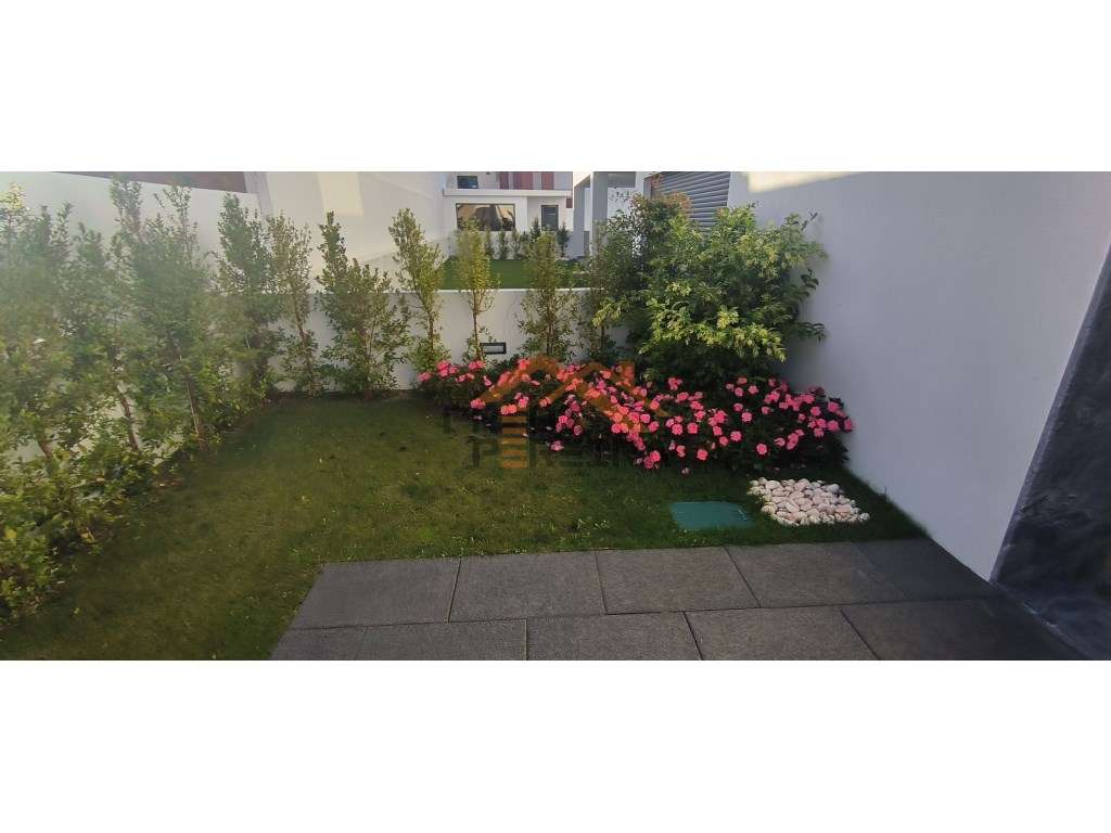 Última fração disponível!
T3 de luxo, com terraço e uma box, inser...-27