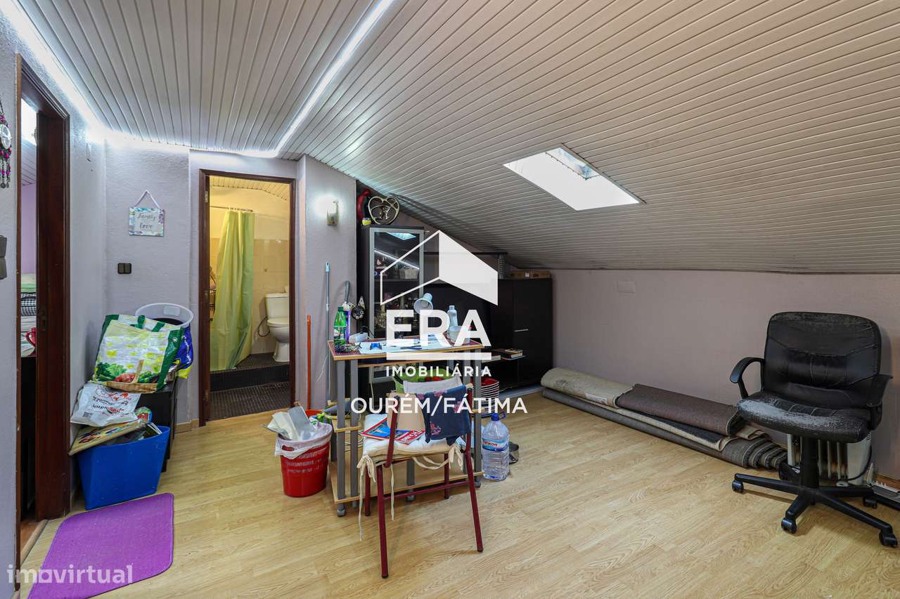 Apartamento T3+2 Duplex, com garagem fechada-30