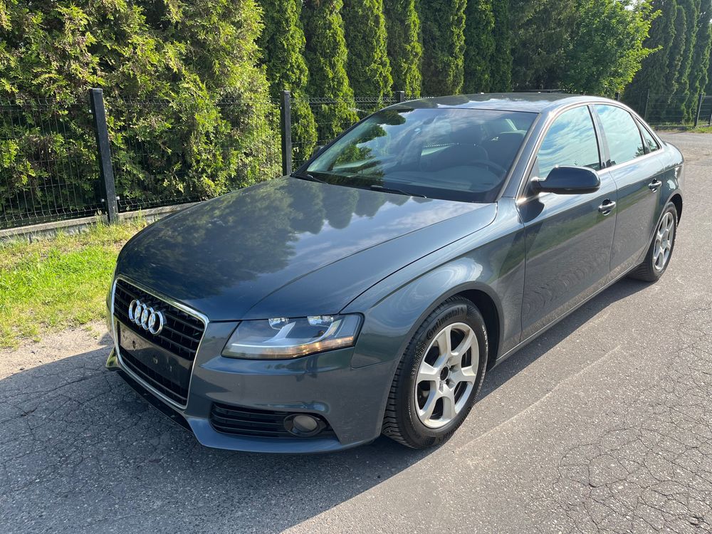 Audi A4 B8 2.0 TDI DPF Ambition 2009