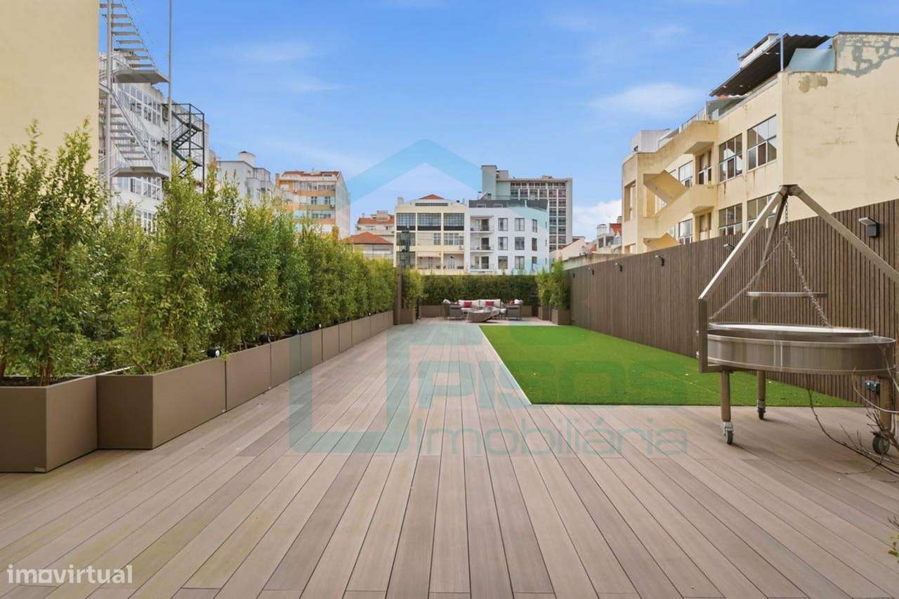T3 de Luxo a Estrear - Terraço e Garagem - Av. República, Lx-58