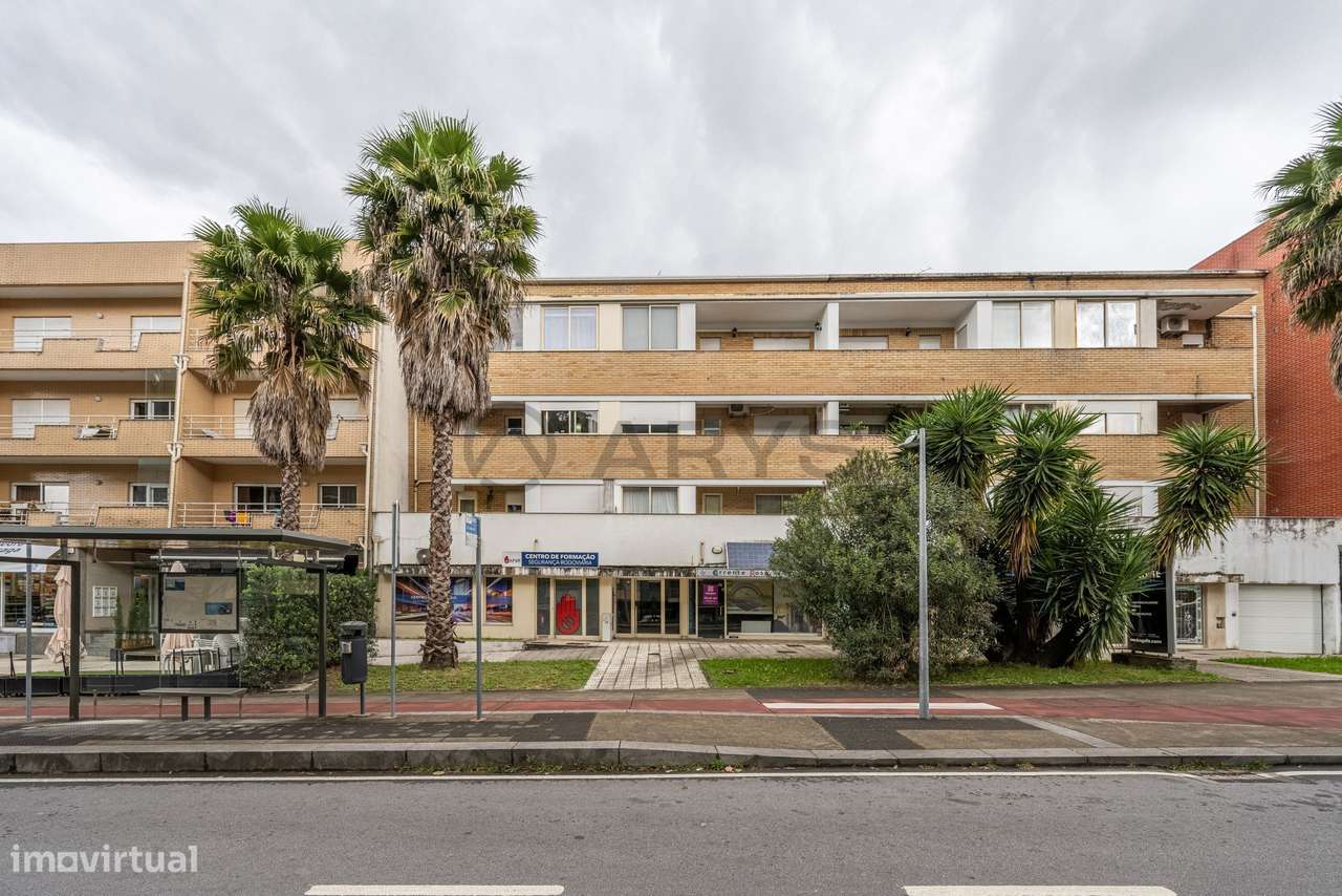 Apartamento T1 em Nogueiró, Braga com Lugar de Garagem-15