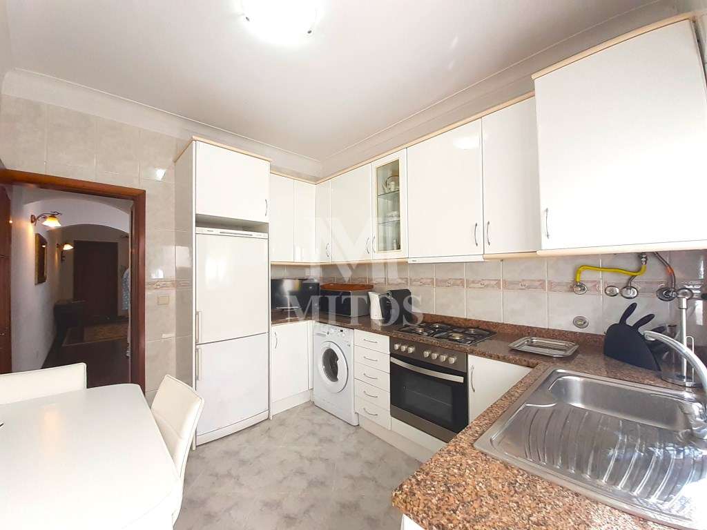 Moradia na Ribeira com Logradouro e Terraço - Grande imagem: 4/16