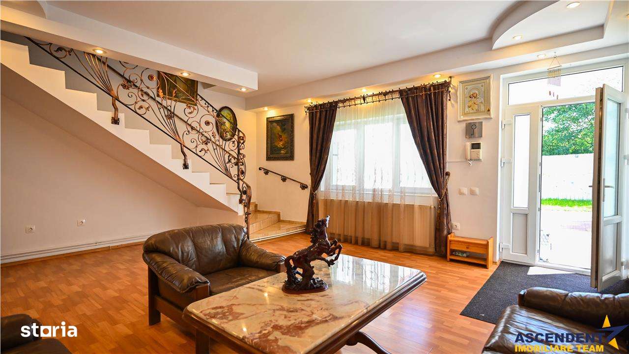 FILM&3D!Casa arhitectura flexibila:2 unitati,500mp teren,locuri parcar - Imagine principală: 3/20