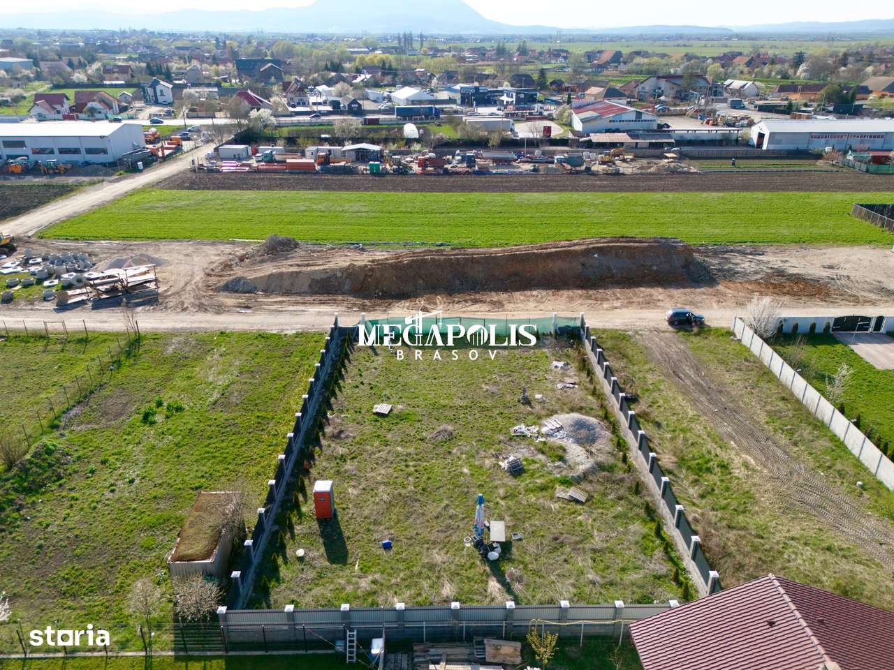 Teren intavilan | Autorizație de construcție | P + 2E + M-3