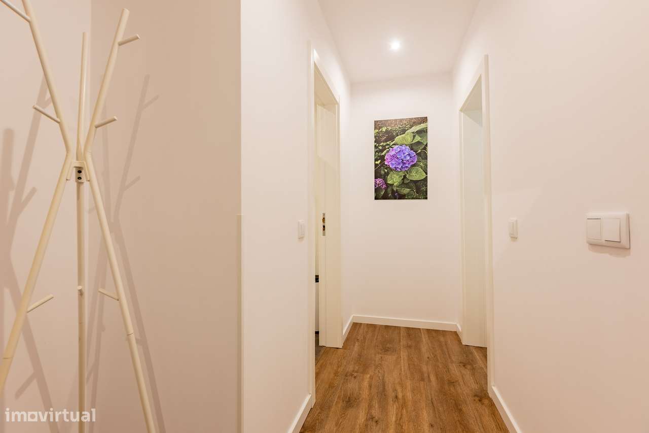 Prédio T5 - Centro de Ponta Delgada-7