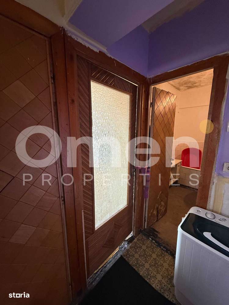 Apartament spatios, complet renovabil, zona Granicerilor-7