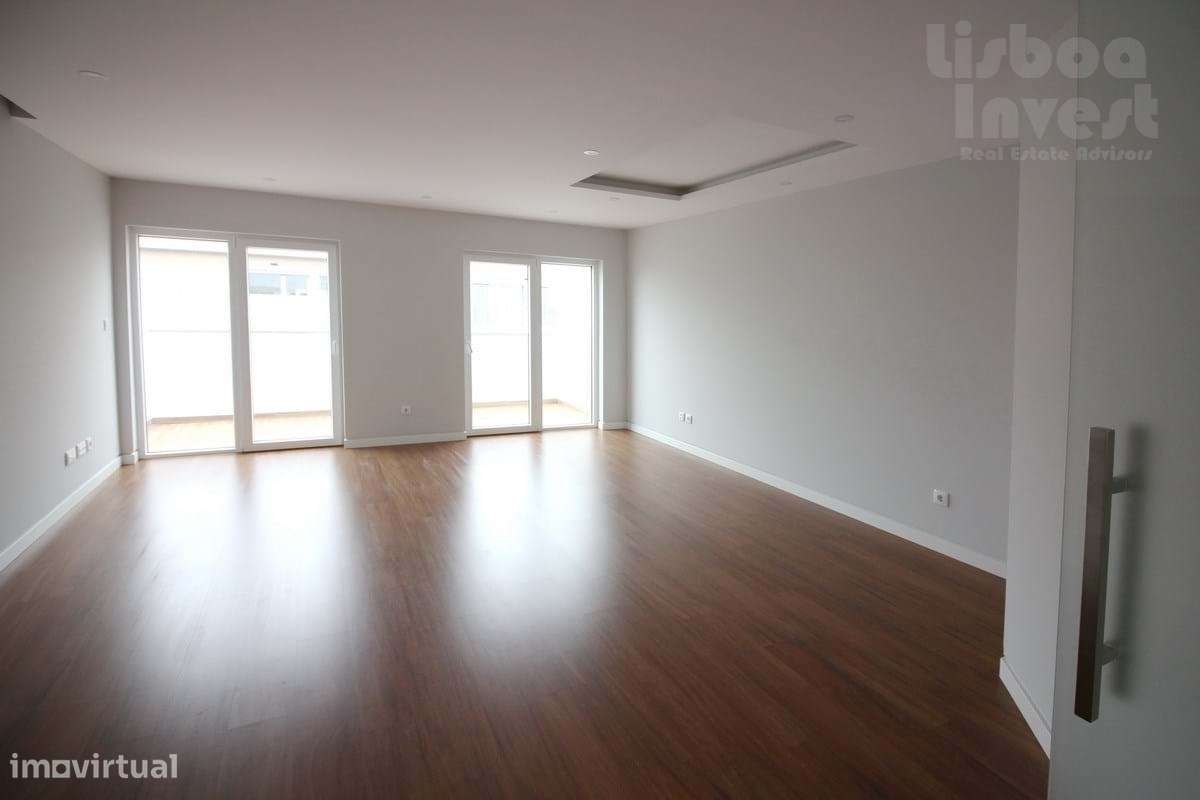 Vendo T3 Centro de Carcavelos Luxo-10