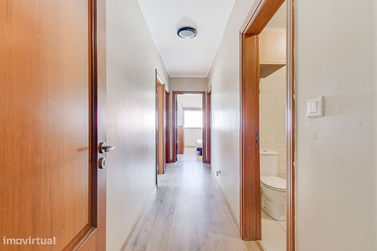 T3 nas Laranjeiras com Parqueamento e Arrecadação-8