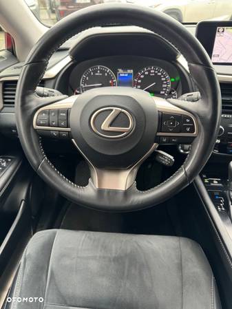 Lexus RX - 21