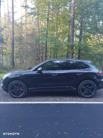 Porsche Macan Turbo - 7