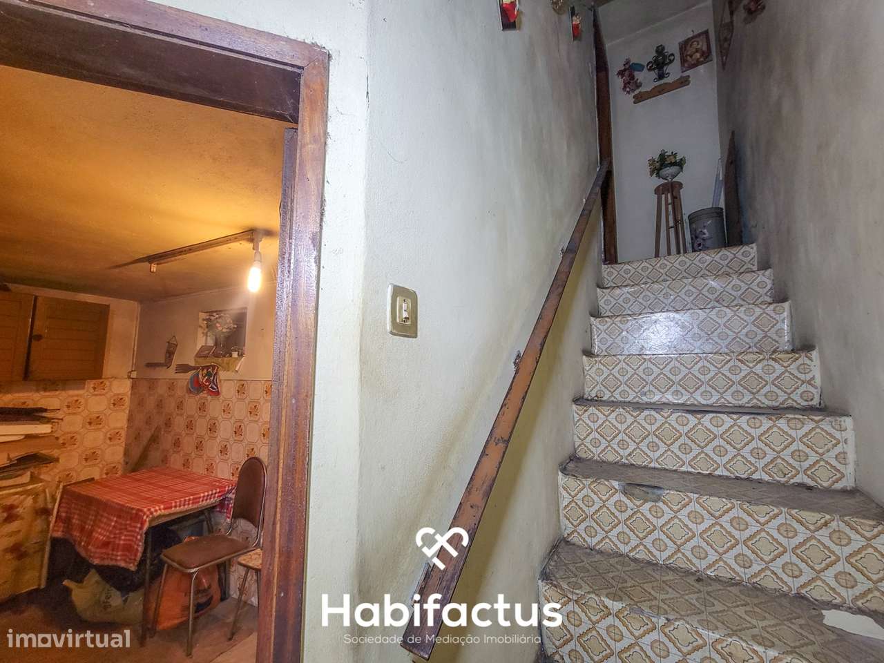 Moradia T3 á venda no Centro Histórico de Santar com Vista Privilegiad - Grande imagem: 2/16