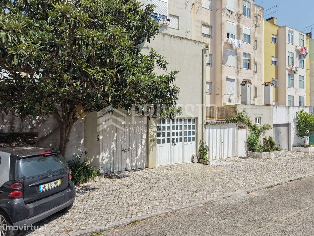 Garagem com 50 m² e WC | Entrada ao Nível da Rua-5