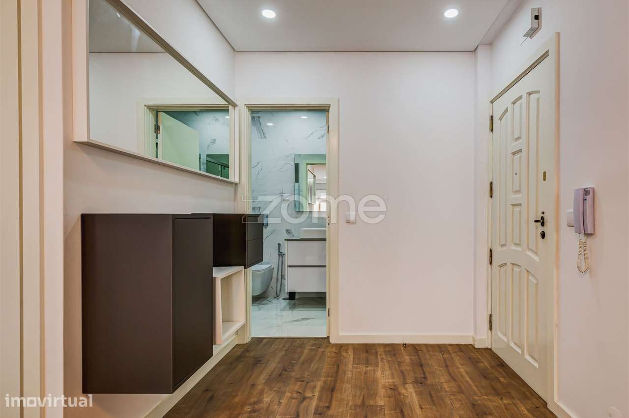 T2+1 Renovado com Garagem na Senhora da Hora. - Grande imagem: 4/22