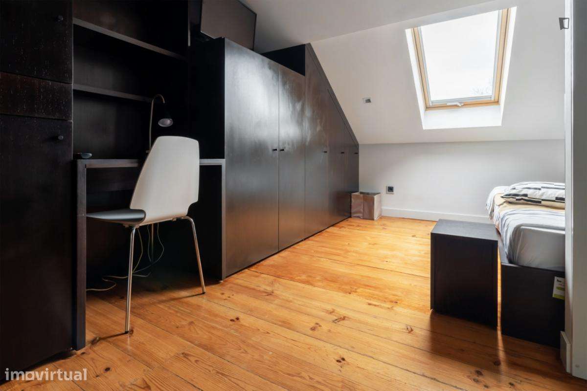 Quarto - localizado em Alta Universitária Coimbra - Grande imagem: 3/6