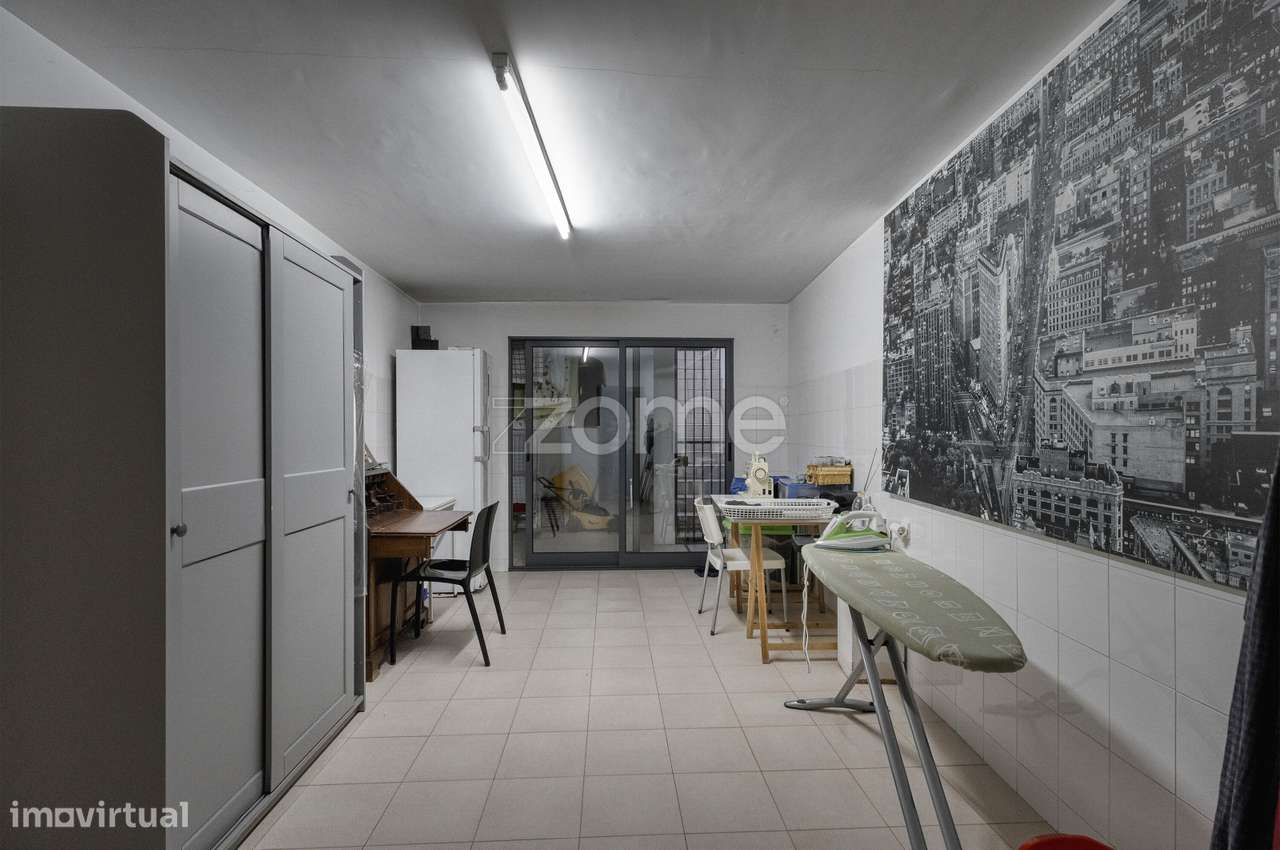 Moradia T4 com 4 suítes, na Rua Gomes Teixeira, Matosinhos-58