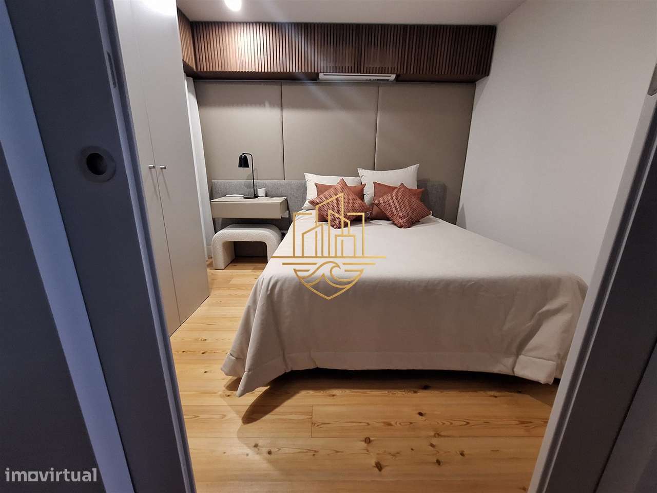 Apartamento T0+1 Turnkey Premium com Garagem e Duas Varandas — Centro-15
