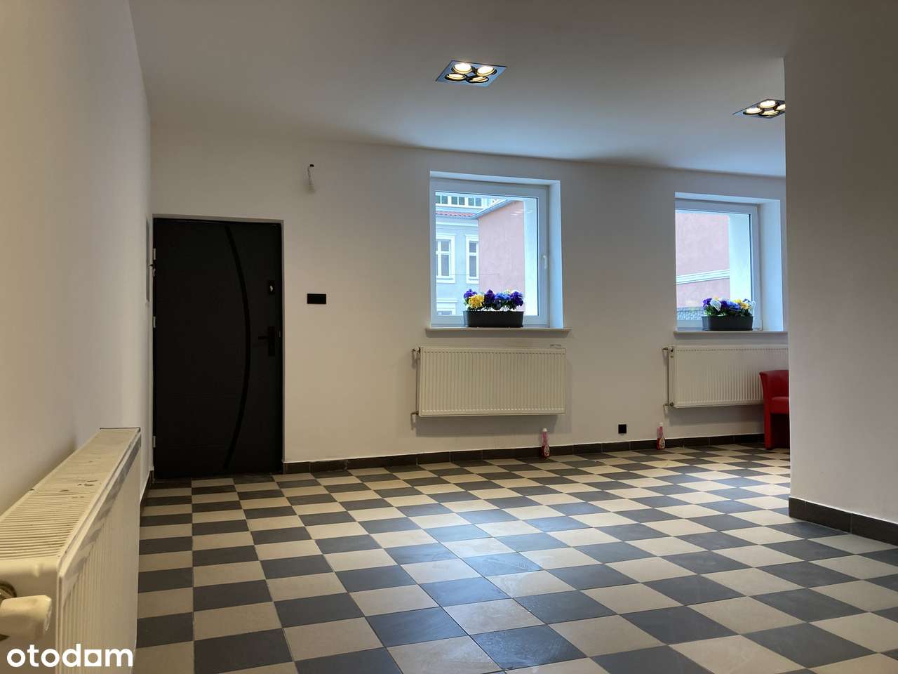 Lokal usługowy w centrum z parkingiem - Pełny obrazek: 5/18