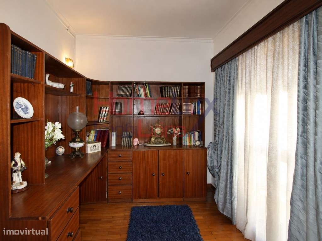 Moradia T4 em Fânzeres-25