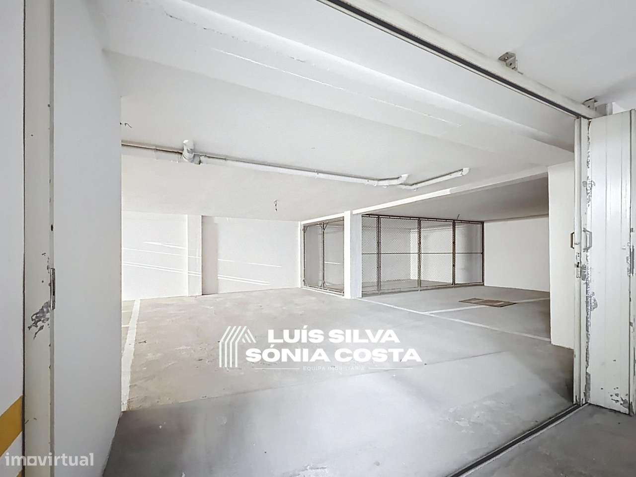 Garagem fechada c/ 166m2 & Estacionamento para 9 Carros no centro... - Grande imagem: 3/21