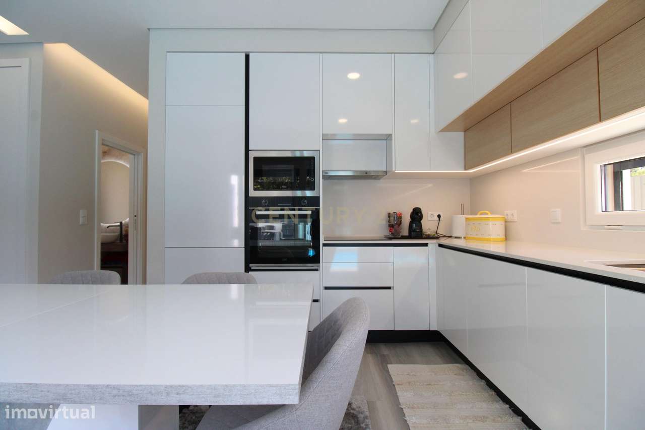 Moradia Térrea Isolada T3 com Piscina – Mobilada ou não  Excelente Loc - Grande imagem: 4/34