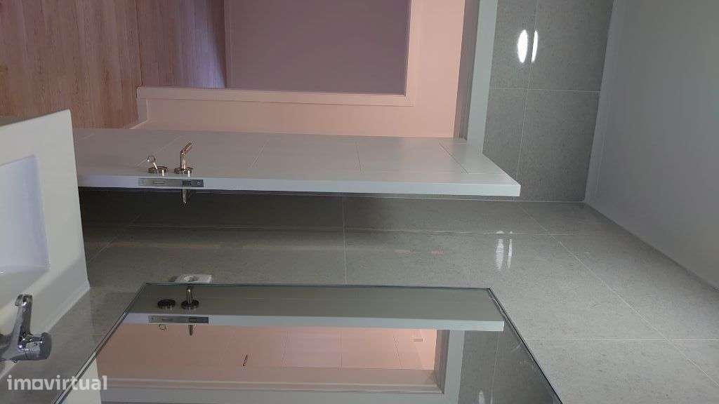 T2 Rua dos Cervantes Lisboa Remodelado-21