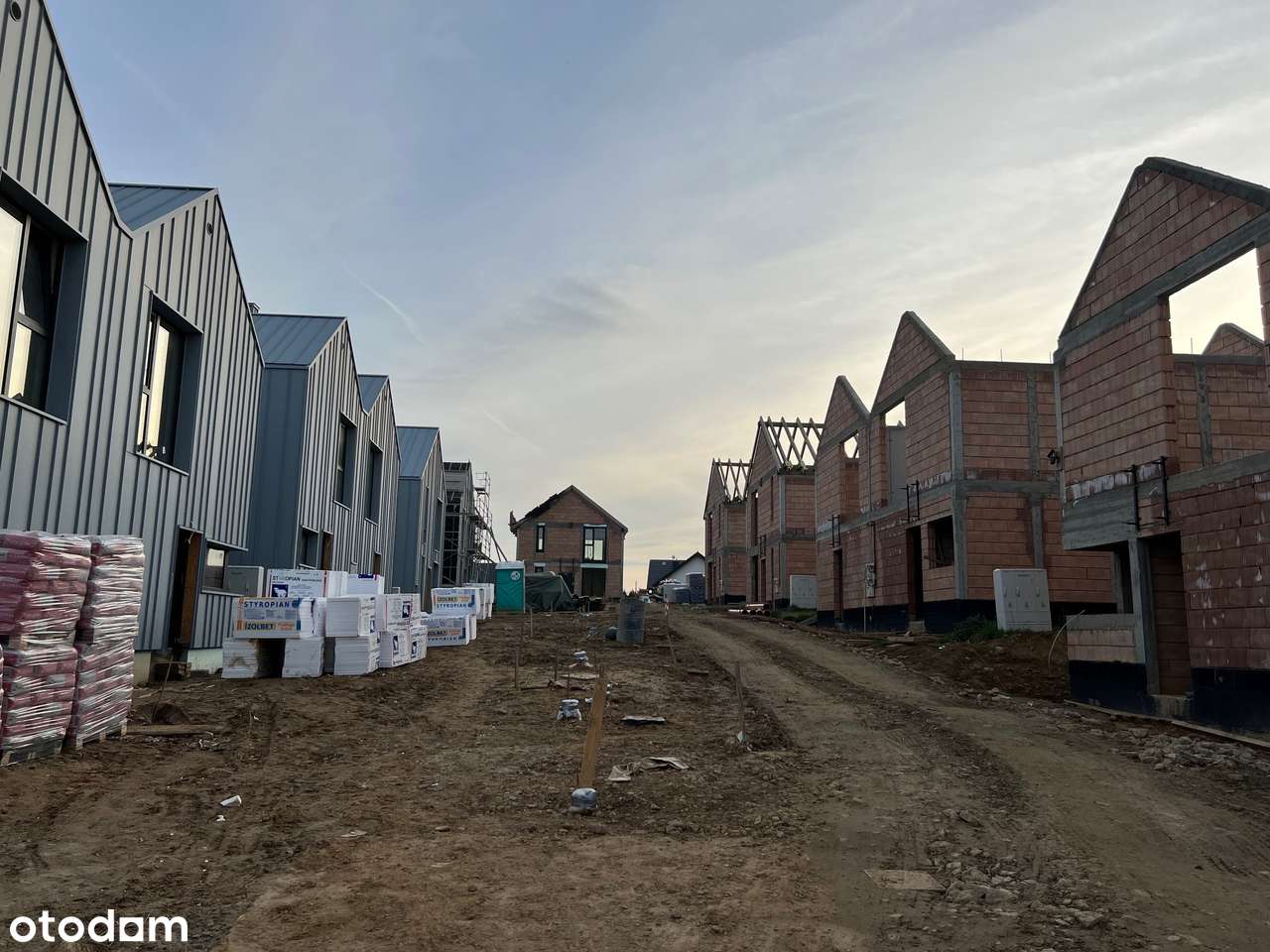 Dom bliźniak 88 mkw, ogród, 2 miejsca postojowe, DOM nr 13 - Pełny obrazek: 3/10