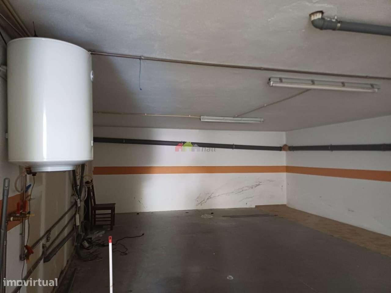 Garagem com 263 m2 no Bairro Afonso Costa - Setúbal-6