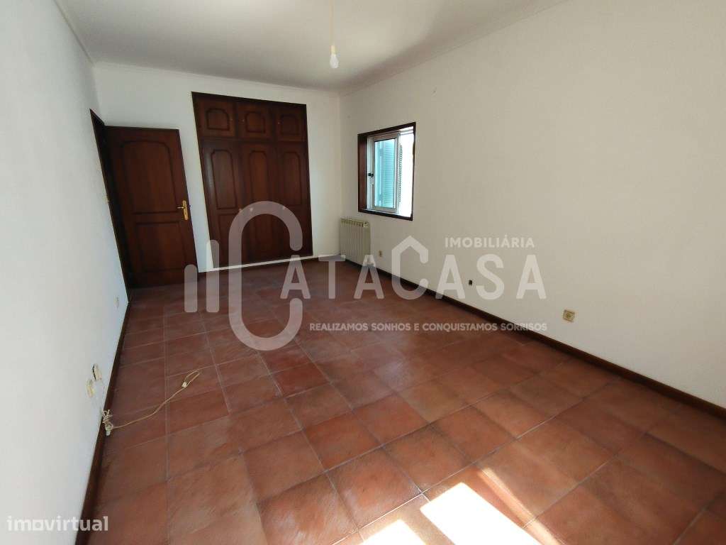 Moradia Isolada Térrea T4 para venda na Vista Alegre - Ílhavo-8