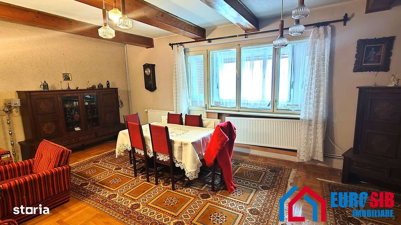 Casa 6 camere in Cisnadie cu garaj si teren 250 mp-3