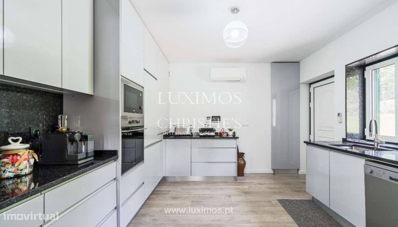 Moradia V3 com jardim e piscina à venda em Paredes de Coura - Grande imagem: 5/25