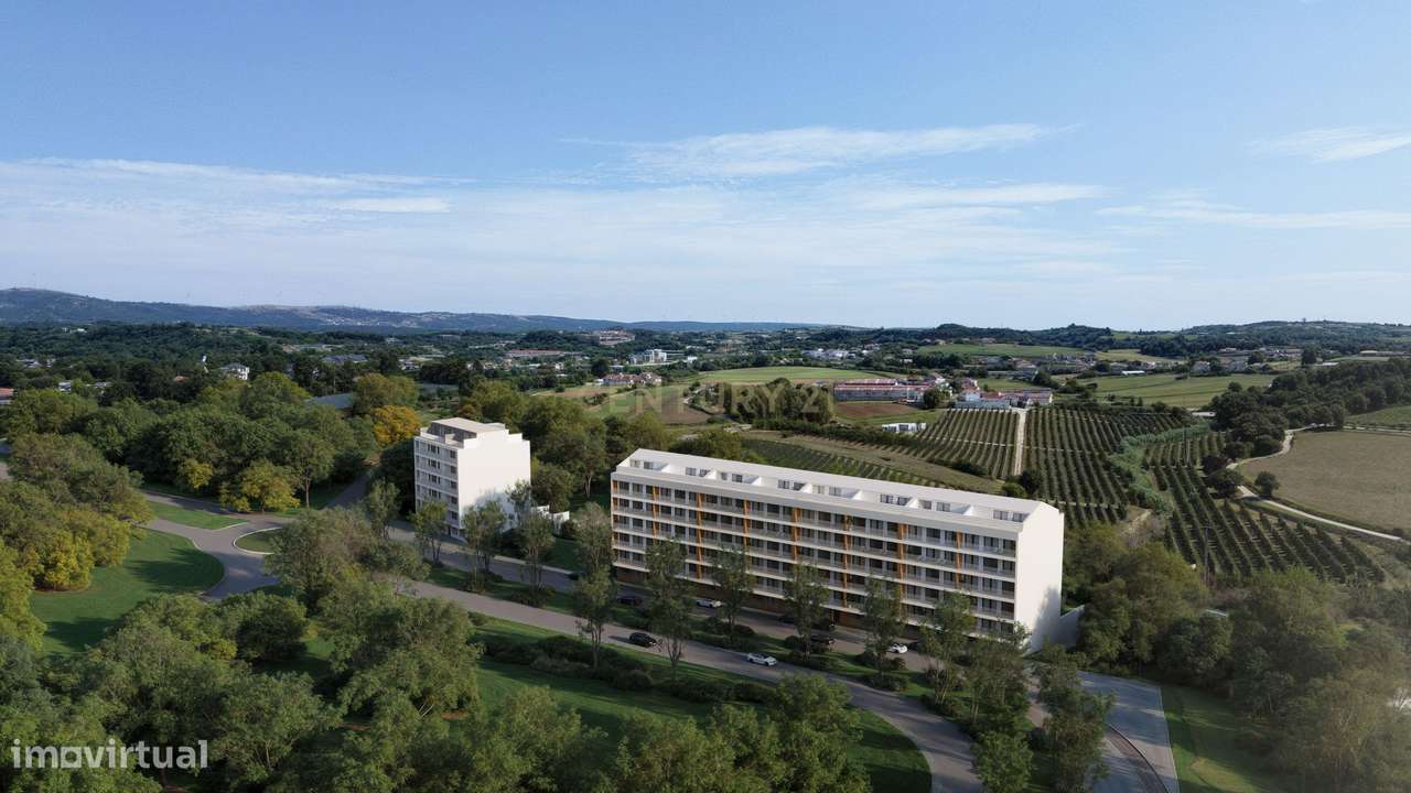 Apartamento T2 Novo | R/C com Terraço | Nova Alcobaça-7