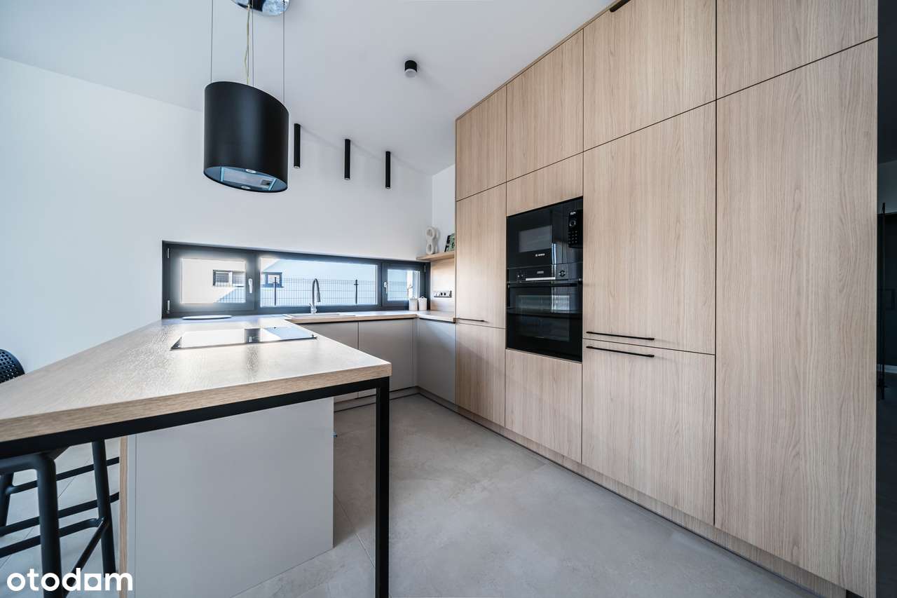 Przestronny dom 142 m² z garażem i ogrodem. Wykończony z kuchnią-8