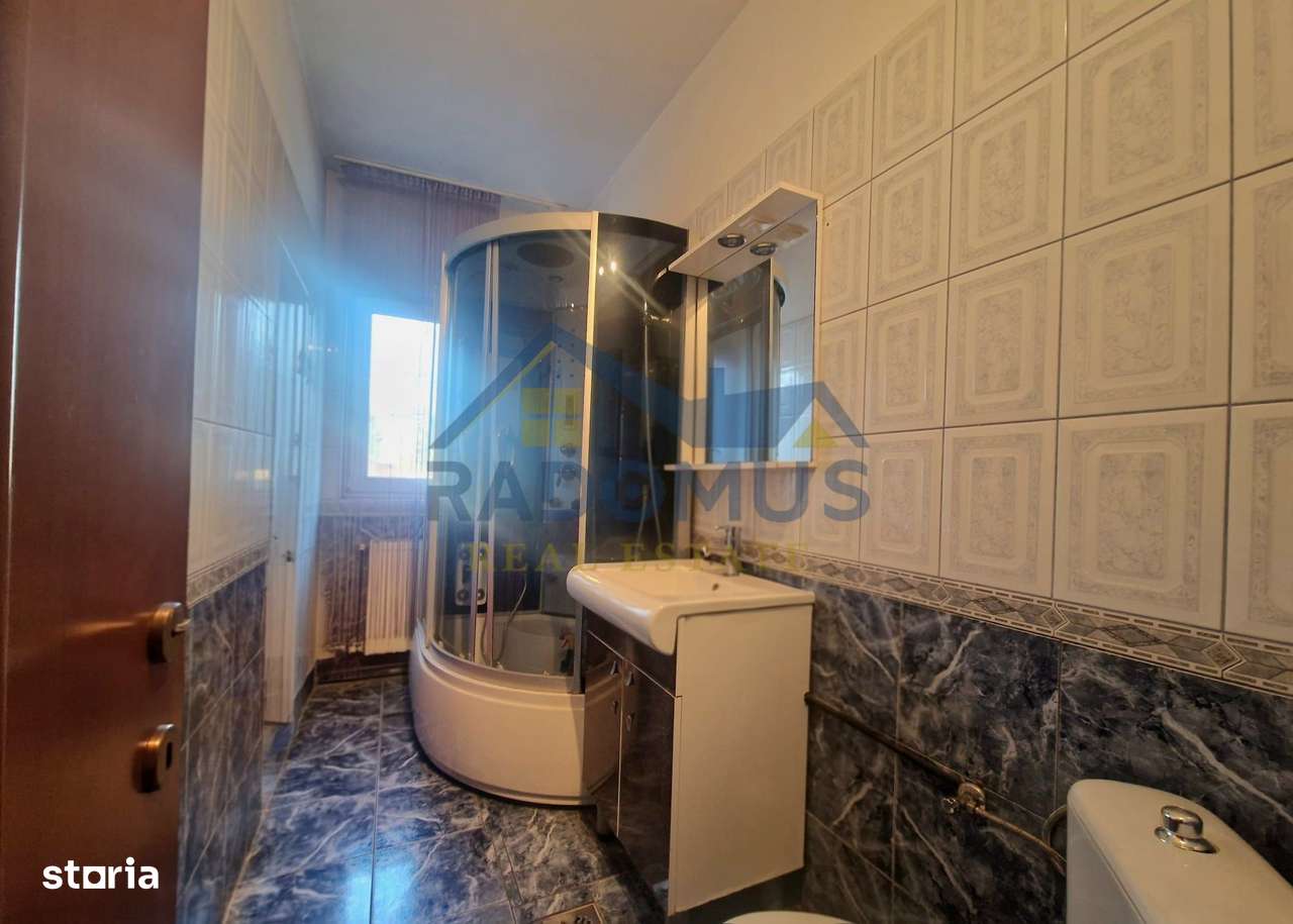 Casă + Spațiu Comercial - Str.Strandului - 200 mp Utili - Trifazic-18