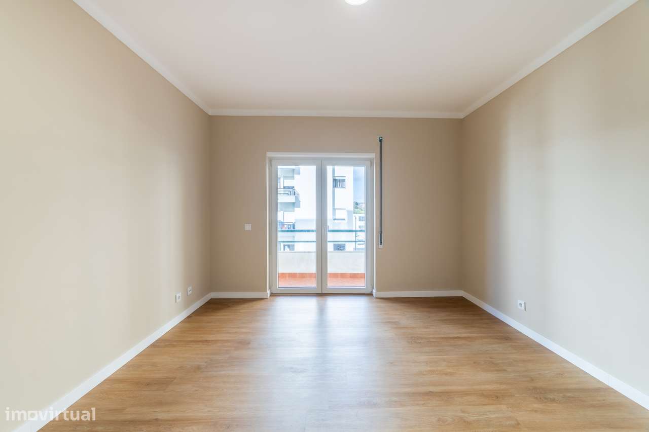 Apartamento T2 Renovado com Vista Rio – Figueira da Foz - Grande imagem: 5/19