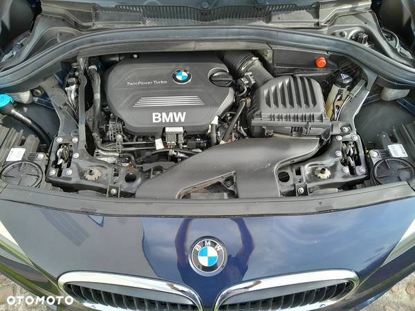 BMW Seria 2 218d - 12