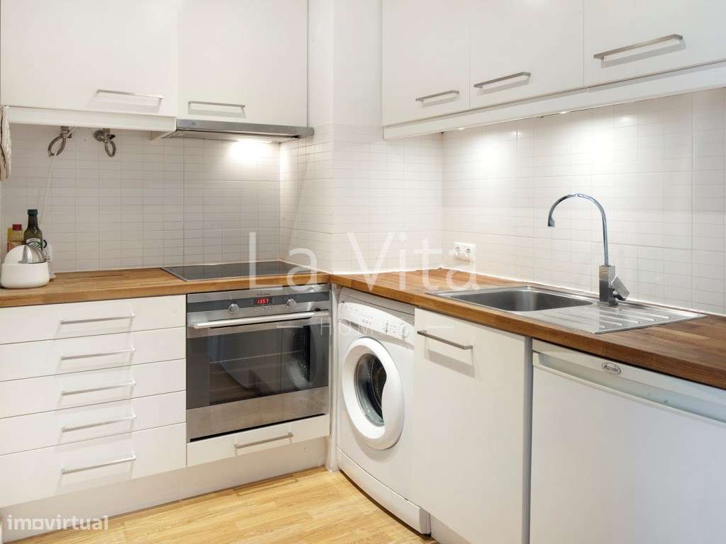 T1, totalmente remodelado, com licença de AL, no Bairro do Rosário ...-8