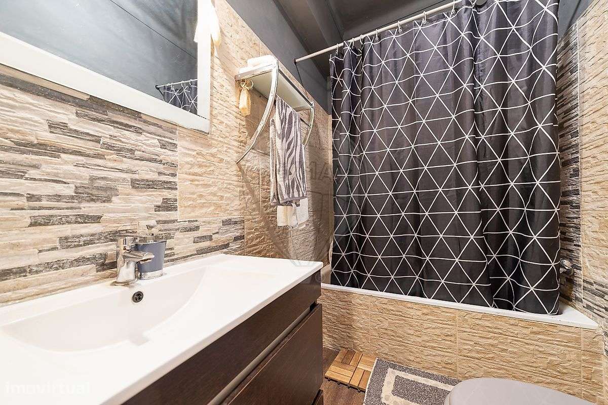 Apartamento T2 para venda na Cruz de Pau, Amora.-23