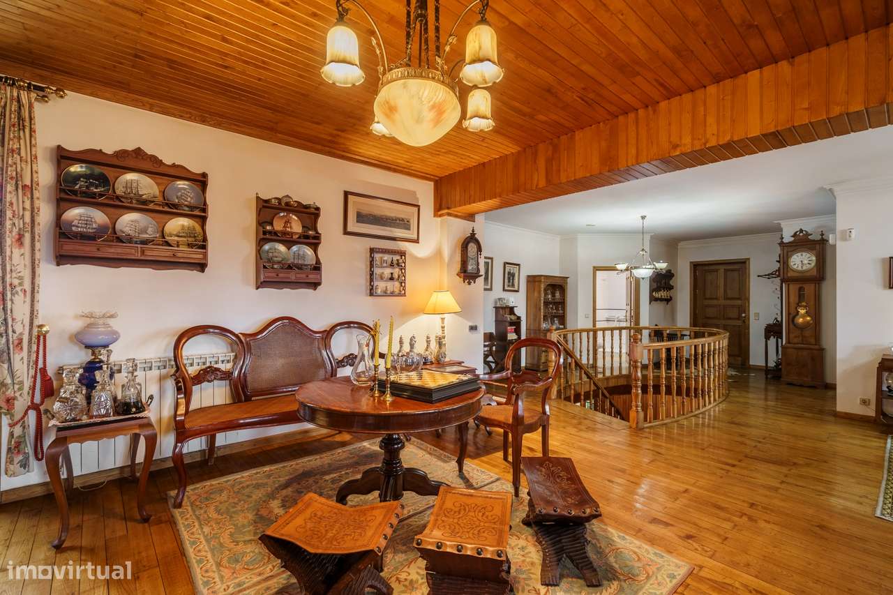 Moradia T5 em pedra em Vila Verde da Raia - Chaves-24