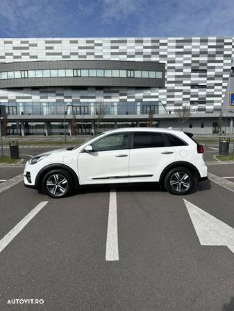 Kia Niro 1.6 GDI 6DCT PHEV Comfort - 10