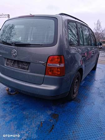 Części-Volkswagen Touran 2004r. 1,9 diesel - 2